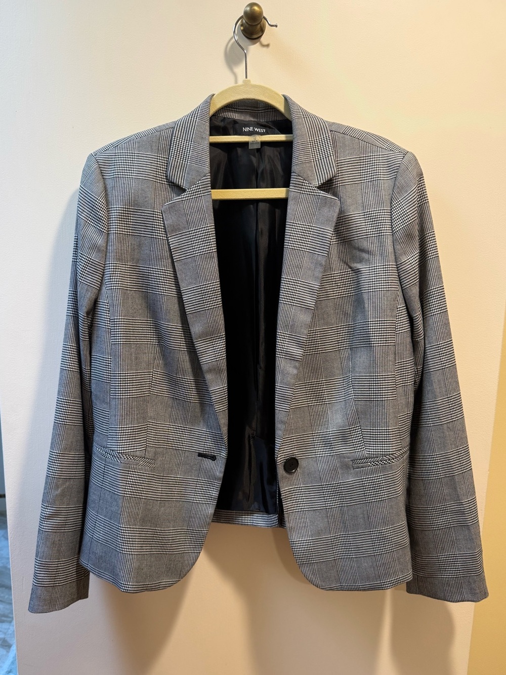 Nine West Black & Gray Glen Plaid Single-Button Blazer - Matching Pants on Page